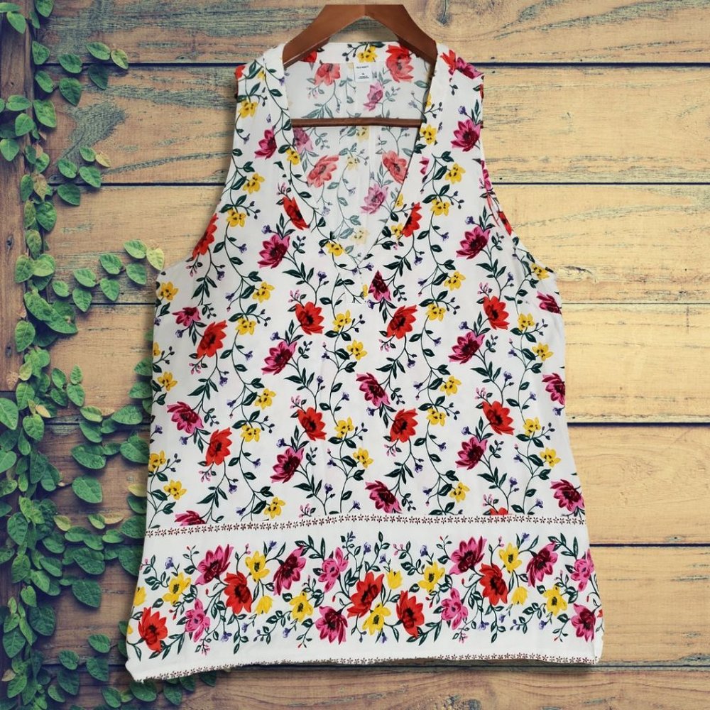 Old Navy Medium Sleeveless Floral Camisole Blouse